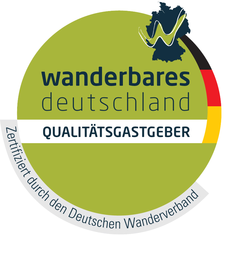 Ferienhaus Kellerwald Logo wandern in Deutschland mit Qualitätsgastgeber-Zertifikat durch den Deutschen Wanderverband Ferienhaus Edersee